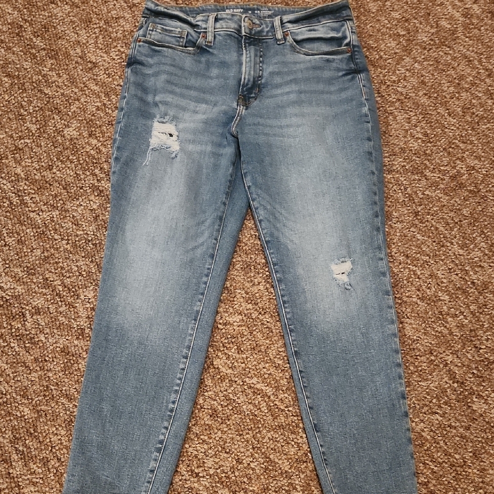 Women's Distressed Blue Jeans